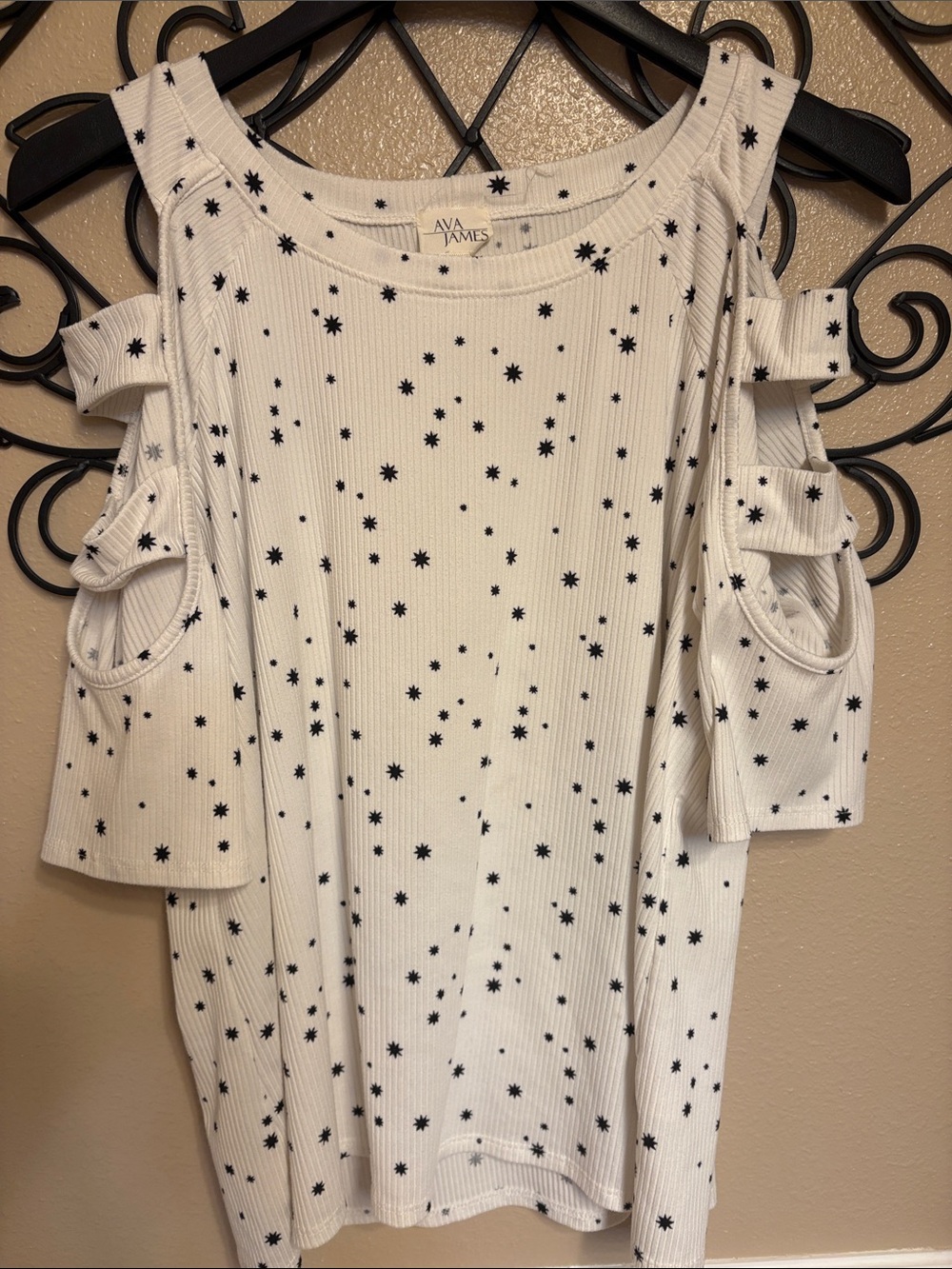 Ava James White Star Cold-Shoulder Ribbed Tee